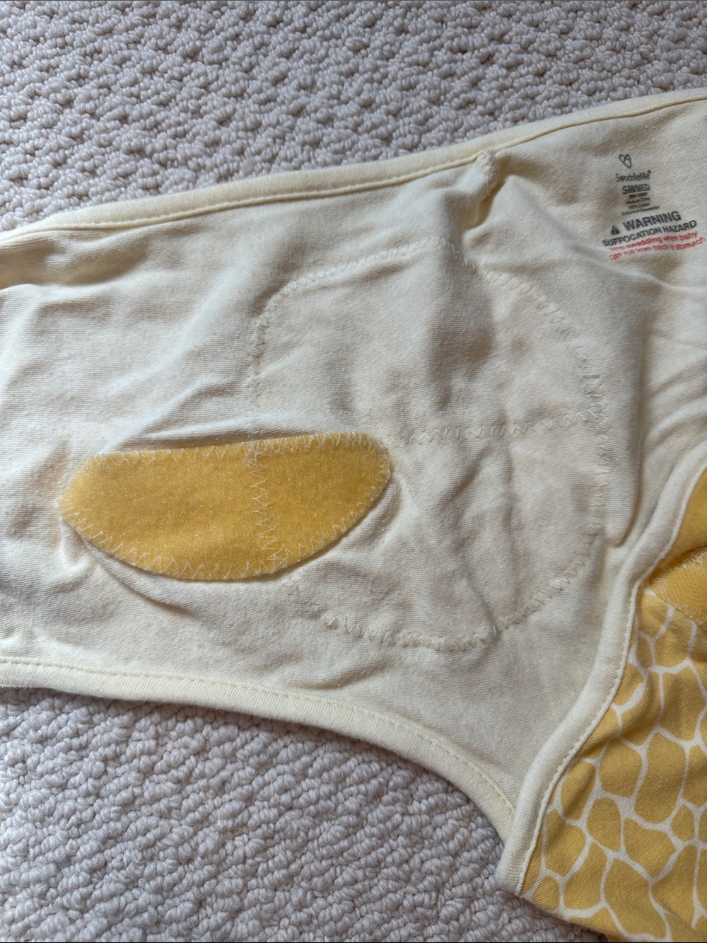SwaddleMe Velcro Swaddle - Picture 4 of 5